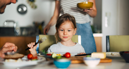 Influenze Precoci sullo Sviluppo delle Preferenze Sensoriali e delle Abitudini Alimentari